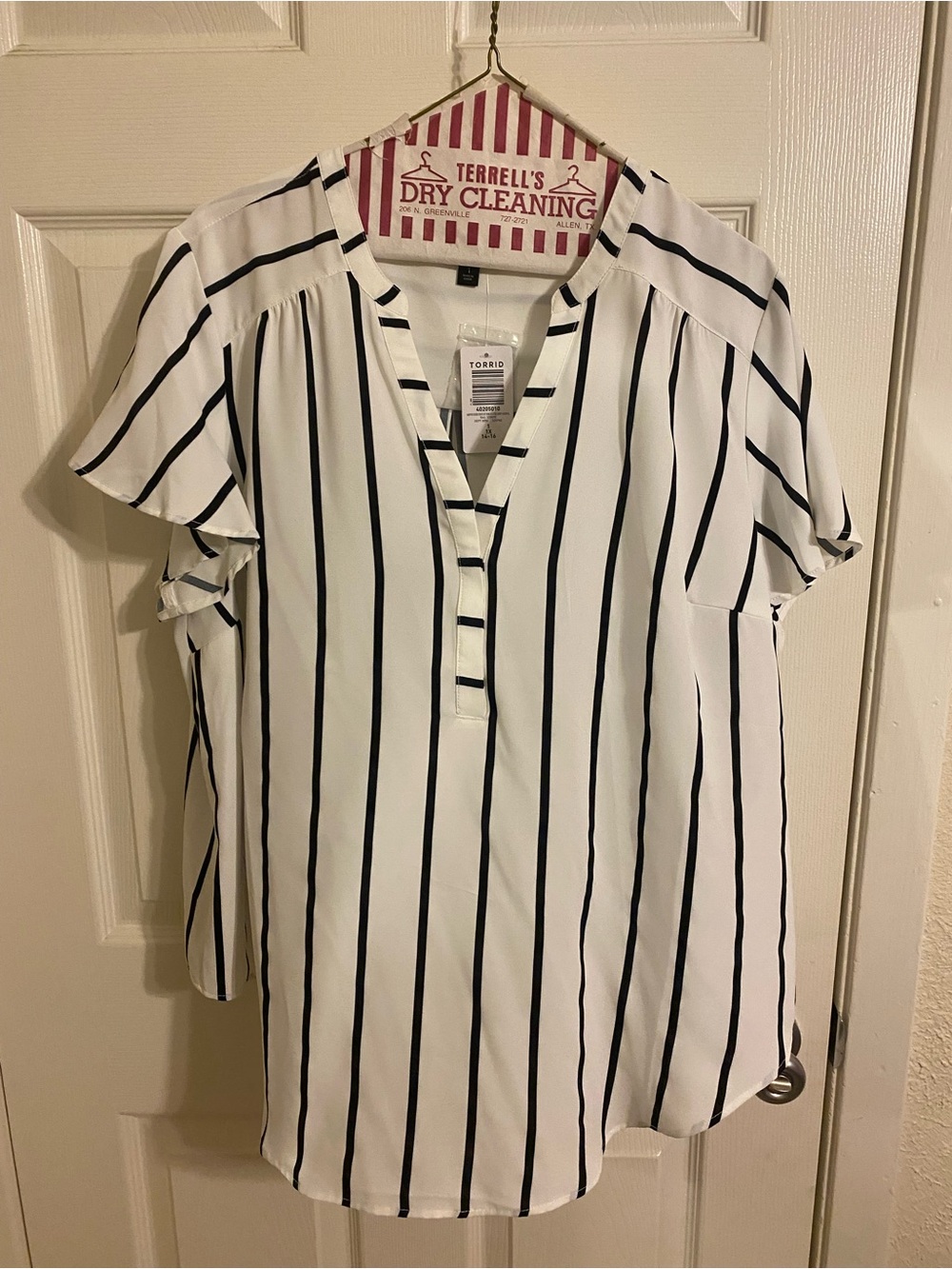 torrid White with Black Vertical Stripe V-Neck Flutter Sleeve Blouse